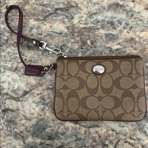 Coach Wristlet - Picture 1 of 4